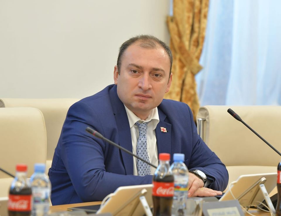 მერაბ ქვარაია