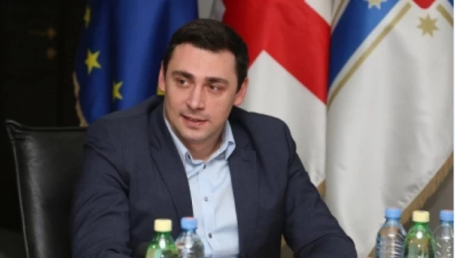 ლაშა აბაშიძე