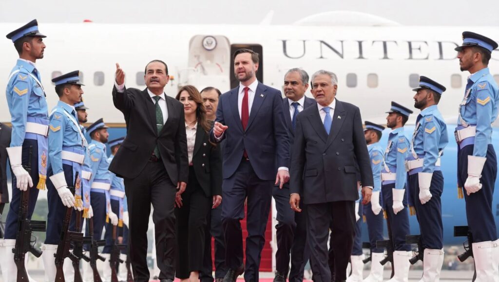 1775892014-delega-1024x620